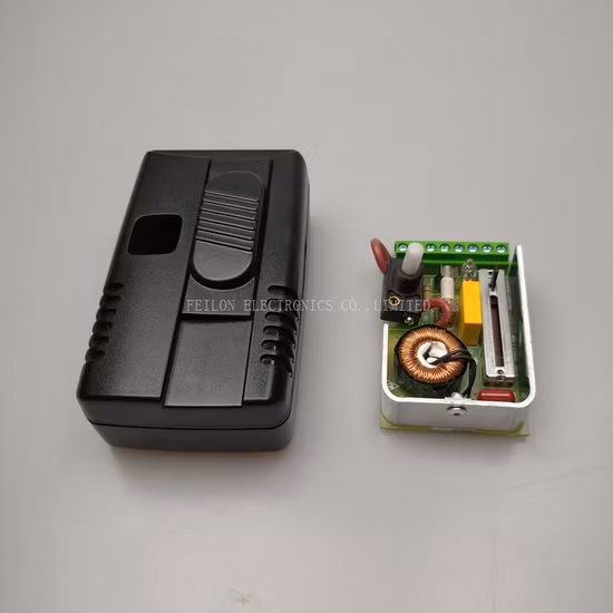  110V-220V 220V-240V Max.  300W Triac et gradateur de LED à glissière à pied linéaire avec commande à bouton-poussoir marche-arrêt largement utilisé pour le lampadaire
